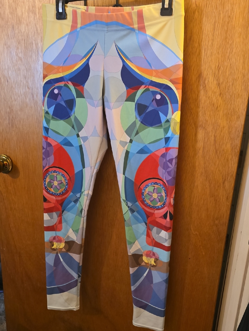 Women's Multicolor Geometric Skull Print Leggings
